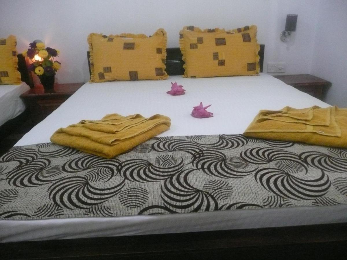 Hotel Nimjaya Удавалаве Екстер'єр фото